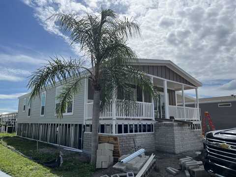 24300 Airport Road, Punta Gorda, FL 33950