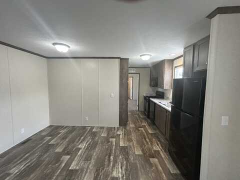 156 Washington, Belleville, MI 48111