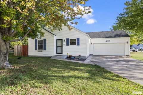 2428 NORMAL Drive, Springfield, IL 62707