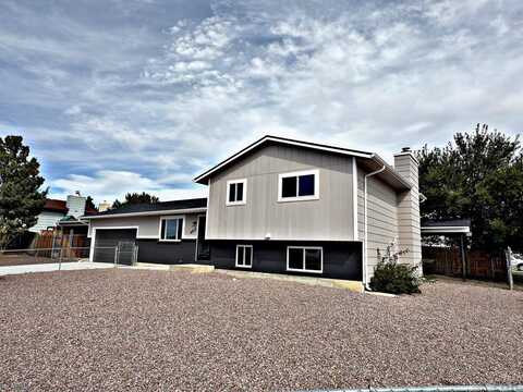 4012 Crestview Dr, Pueblo, CO 81008