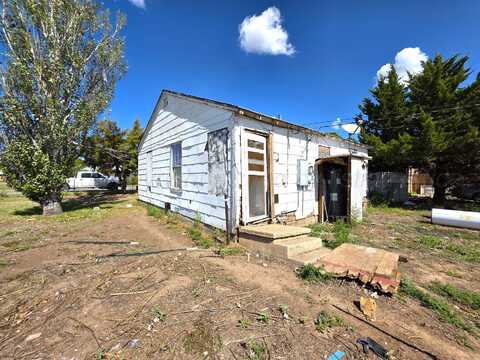 1200 E Kingsmill Ave, Pampa, TX 79065