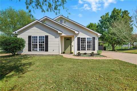 35 Farmbrook Drive, Fort Mitchell, AL 36856