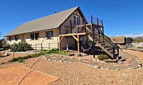 241 Appaloosa, Page, AZ 86040