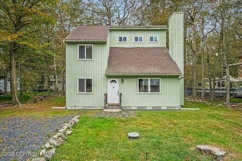 1789 Rolling Hills Drive, Tobyhanna, PA 18466