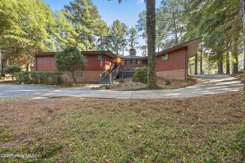 40 Inverness Road, Pinehurst, NC 28374