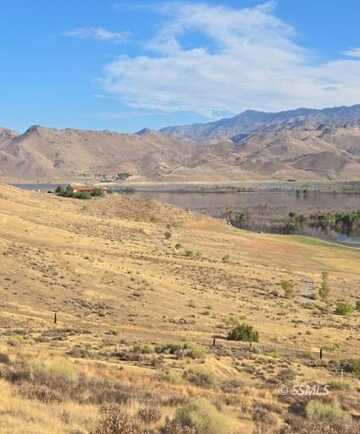486-010-10 Wior, Lake Isabella, CA 93240