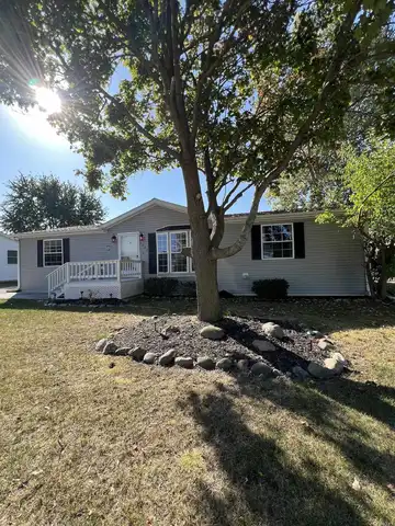 5447 Autumnash, MACHESNEY PARK, IL 61115
