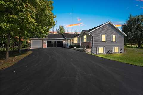 7631 CTH K, WHITELAW, WI 54247