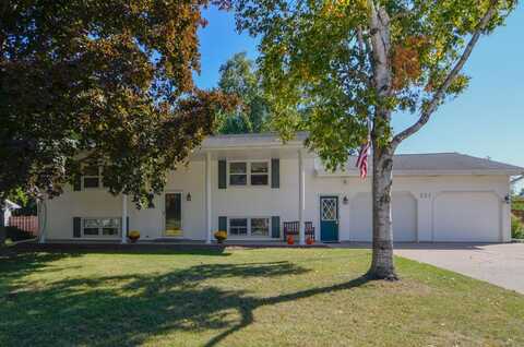 537 EDWARD Drive, GREEN BAY, WI 54302