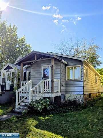 2825 4th Ave, Hibbing, MN 55746