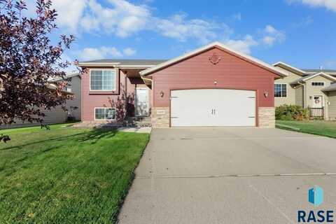 4809 S Klein Ave, Sioux Falls, SD 57106