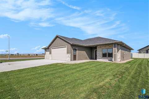 4900 E 65th St, Sioux Falls, SD 57108
