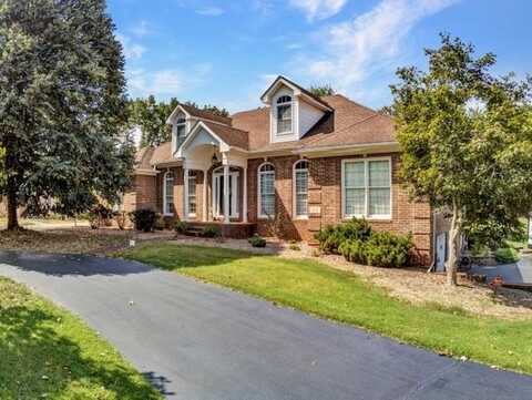 24 Deer Valley Court, Bowling Green, KY 42103