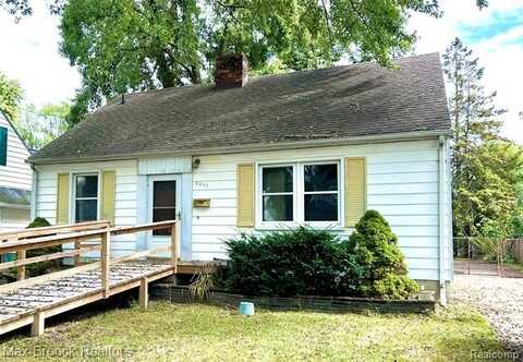 2400 Cummings Avenue, Berkley, MI 48072