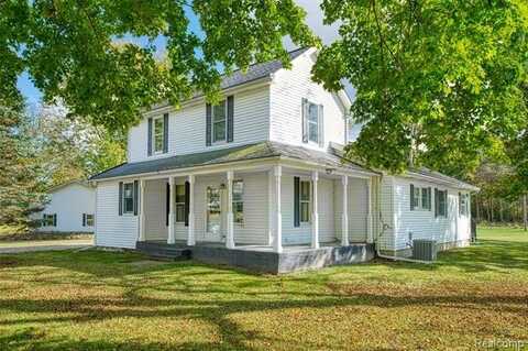 5430 E Columbia Road, Webberville, MI 48892