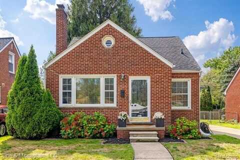 2021 Allard Avenue, Grosse Pointe Woods, MI 48236