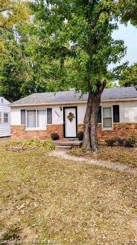 7565 Ore Lake Road, Brighton, MI 48116