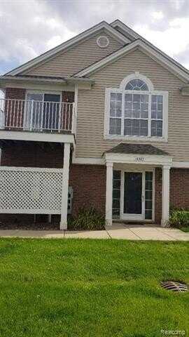 16387 Chatham Drive, Macomb, MI 48044