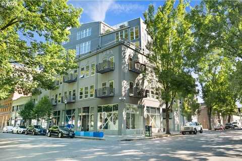 725 NW FLANDERS ST, Portland, OR 97209