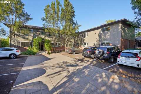 2301 SE CARUTHERS ST, Portland, OR 97214