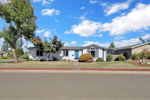 520 KATHLEEN DR, Cottage Grove, OR 97424