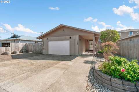 1123 CROCKER ST, Coos Bay, OR 97420