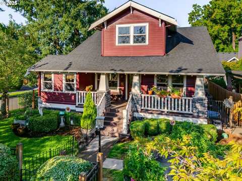 2400 H ST, Vancouver, WA 98663