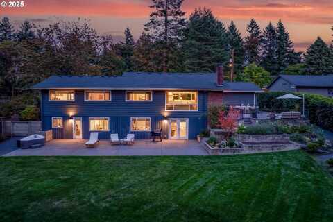 10523 S HOOD AVE, Portland, OR 97219