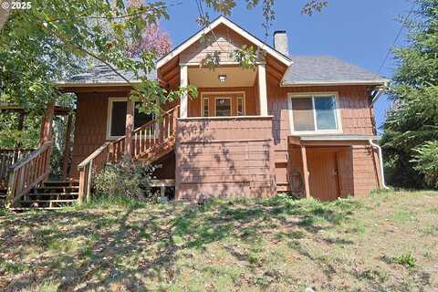 1194 Oregon AVE, Coos Bay, OR 97420