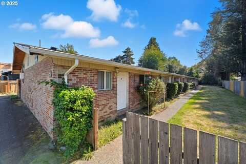54 NW 13TH ST, Gresham, OR 97030
