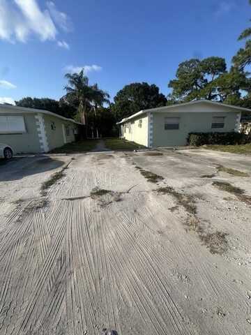 610 Holly Avenue, Fort Pierce, FL 34982