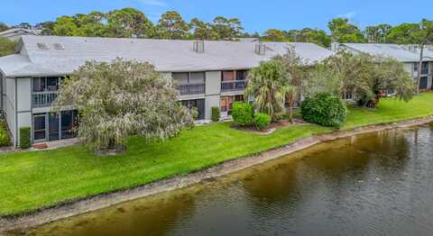 8259 SE Croft Circle, Hobe Sound, FL 33455