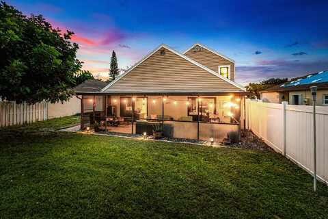 45 Paxford Lane, Boynton Beach, FL 33426