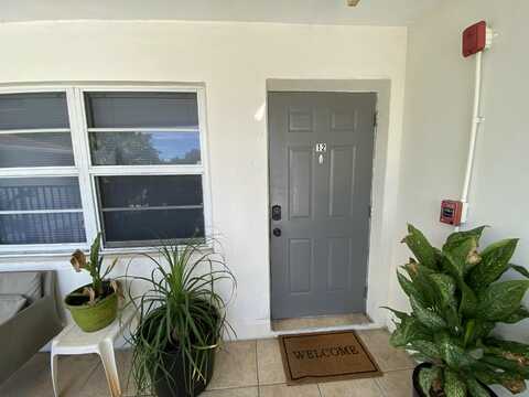 605 N Federal Highway, Lake Worth, FL 33460