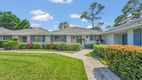 515 Club Drive, Palm Beach Gardens, FL 33418