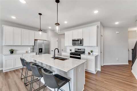 17967 Giants Way, Lakeville, MN 55044