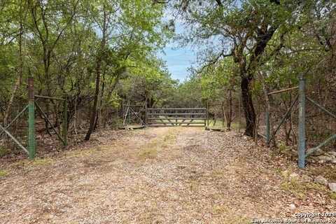 50 E Fabra Way, Boerne, TX 78006