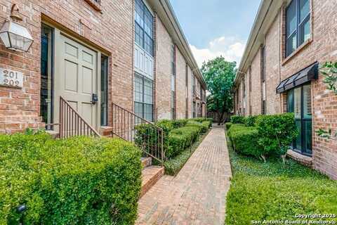 7815 Broadway, San Antonio, TX 78209