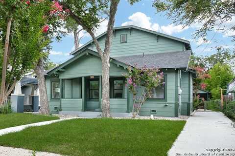 211 Queen Anne Ct, San Antonio, TX 78209