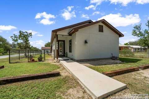 317 E El Paso St, Brackettville, TX 78832