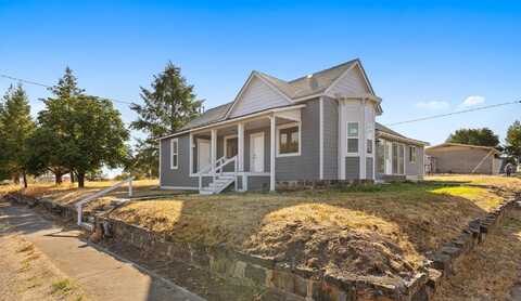 104 E 4th St, Sprague, WA 99032