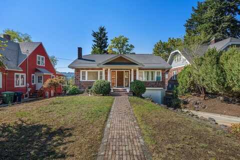 3225 N Wellington Pl, Spokane, WA 99205