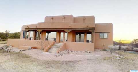 10 Quail Run Road, Silver City, NM 88061