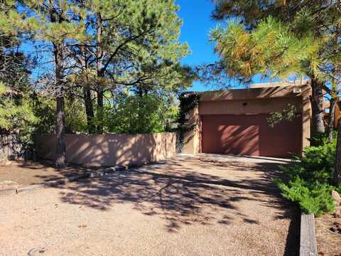 278 Loma Entrada, Santa Fe, NM 87501