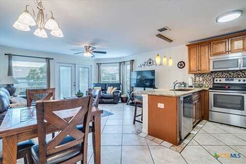 730 E Mather Street, New Braunfels, TX 78130