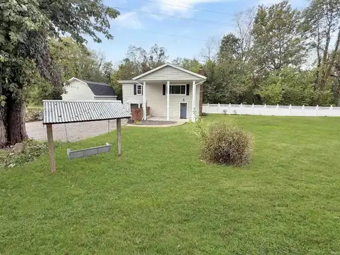 8914 New Harmony Road, Evansville, IN 47720