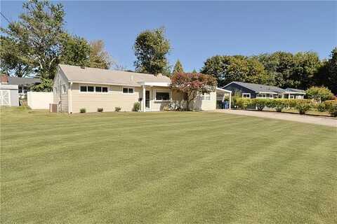 19 Independence Drive, Warwick, RI 02888
