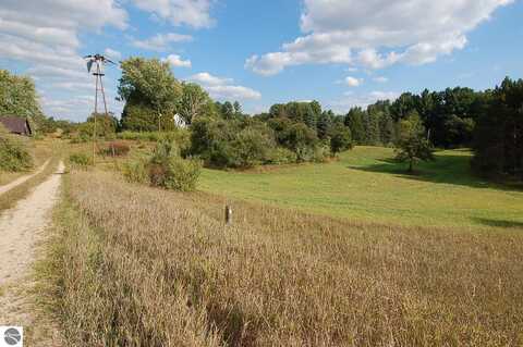 10354 80th Avenue, Evart, MI 49631