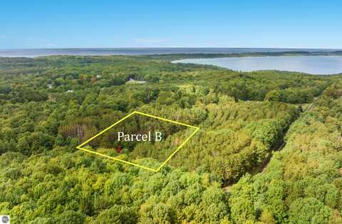 00-B Pautz Road, Frankfort, MI 49635