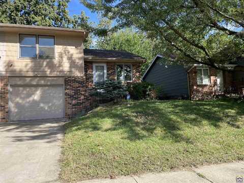3626 SW Cambridge AVE, Topeka, KS 66614